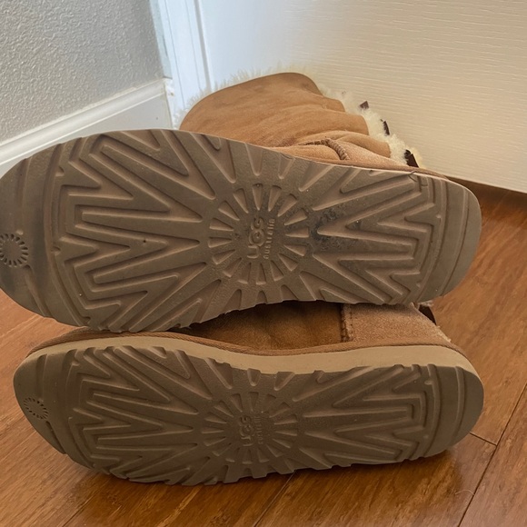 Ugg Boots - Picture 9 of 9